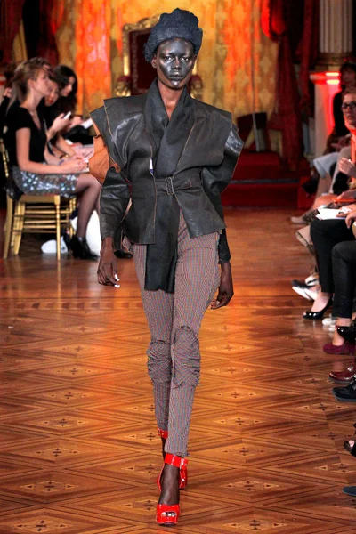Look 42